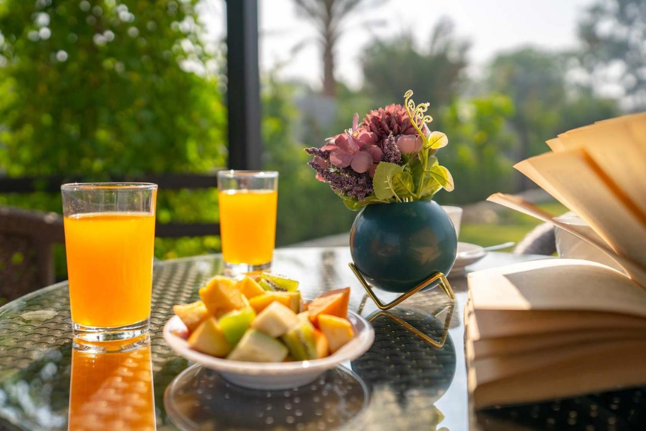 Stayvista At Le Blanc Escape W Outdoor Pool Sohna Екстер'єр фото
